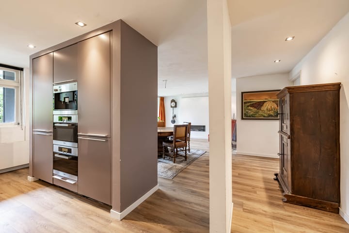 Foto 21 van Parallelweg 63