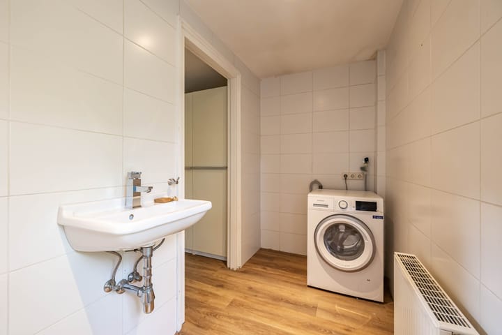 Foto 33 van Parallelweg 63