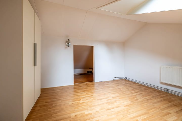 Foto 41 van Parallelweg 63