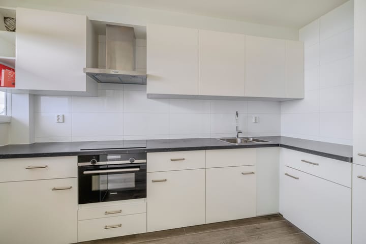 Foto 15 van Louis Couperusplaats 261