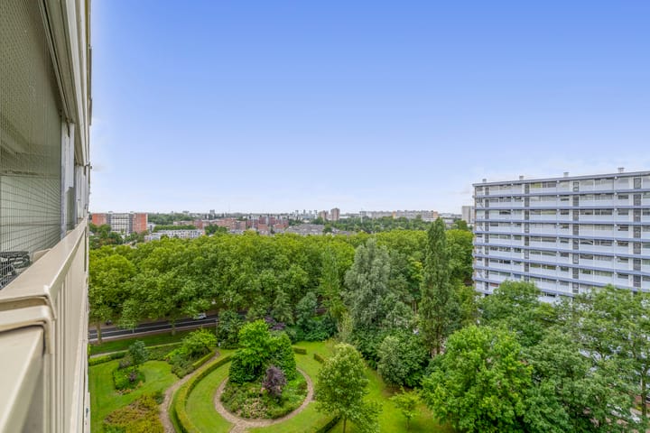 Foto 23 van Louis Couperusplaats 261