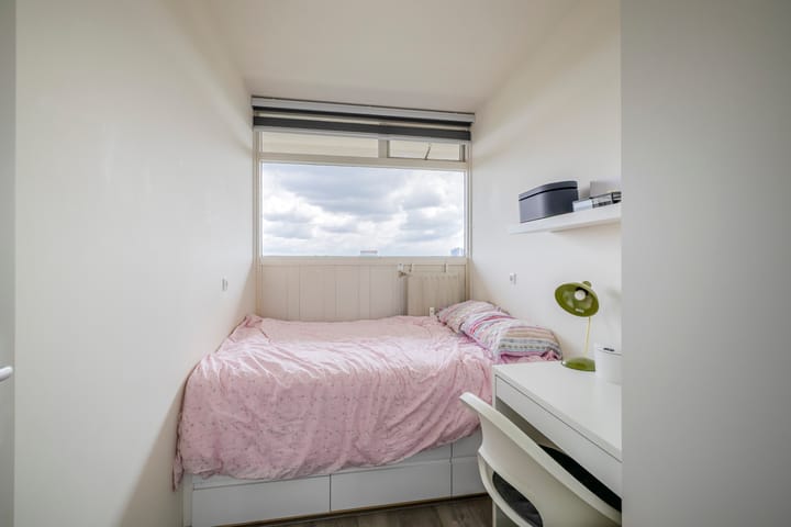 Foto 28 van Louis Couperusplaats 261