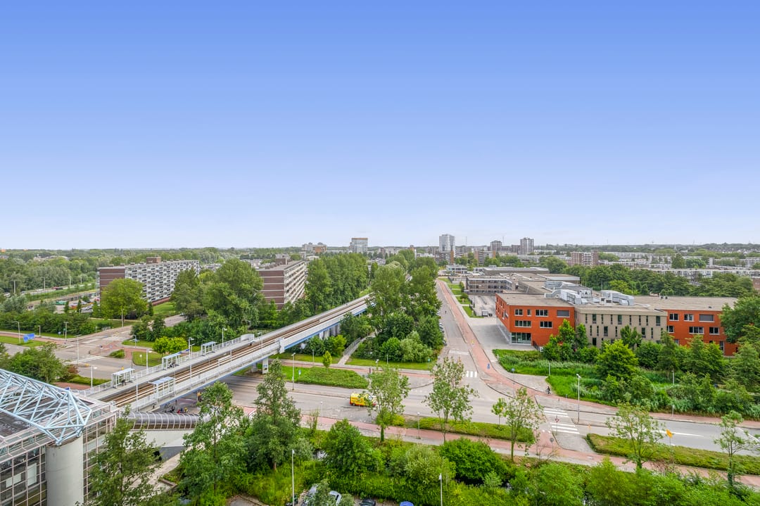 Foto 32 van Louis Couperusplaats 261