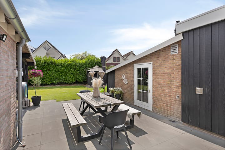 Foto 27 van Dorpsstraat 18