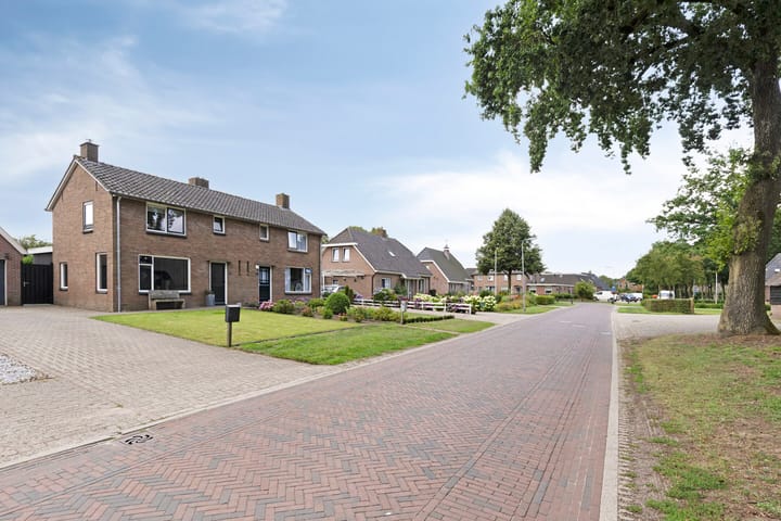 Foto 36 van Dorpsstraat 18