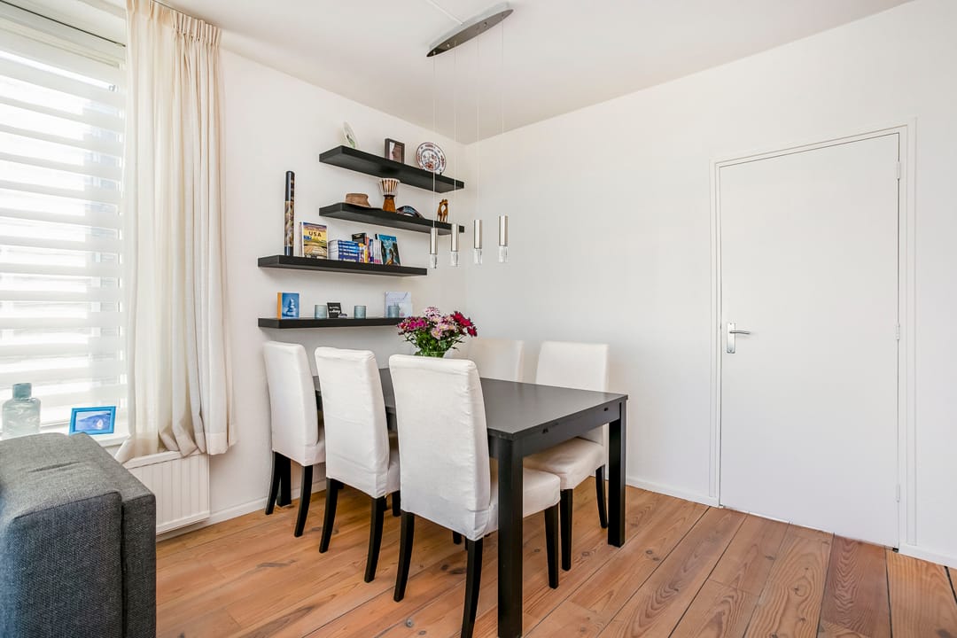 Photo 11 of Van Eysingalaan 24