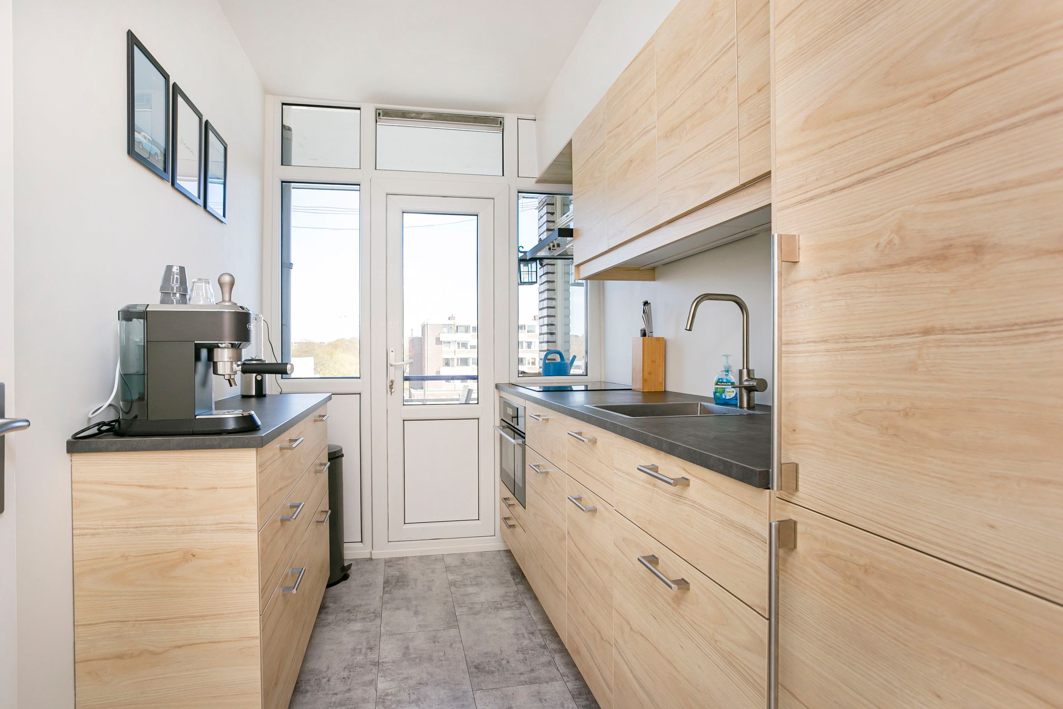 Photo 12 of Van Eysingalaan 24