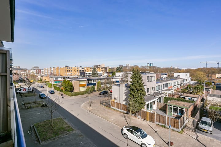 Foto 23 van Van Eysingalaan 24