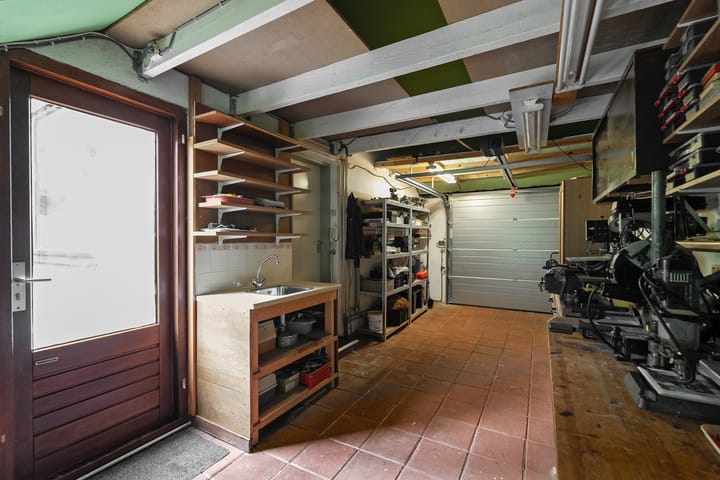 Photo 27 of Venusstraat 20