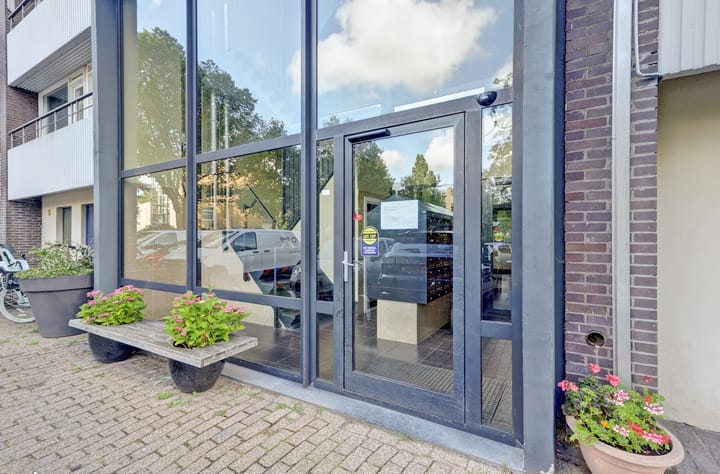 Foto 2 van Roggekamp 325