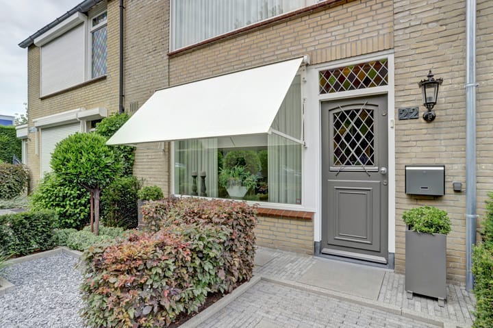 Photo 7 of Van Lennepstraat 22