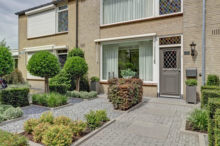 Photo 37 of Van Lennepstraat 22