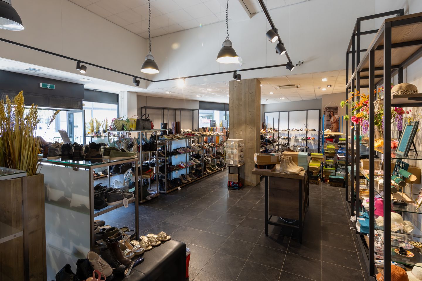 Bekijk foto 3 van Schouwburgring 51