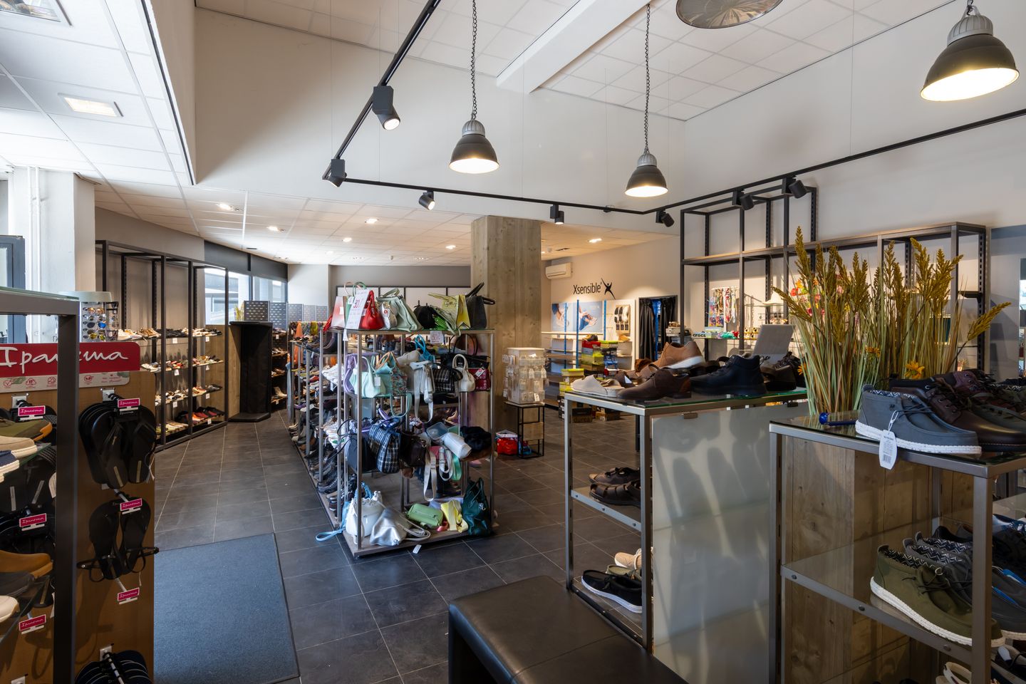 Bekijk foto 4 van Schouwburgring 51