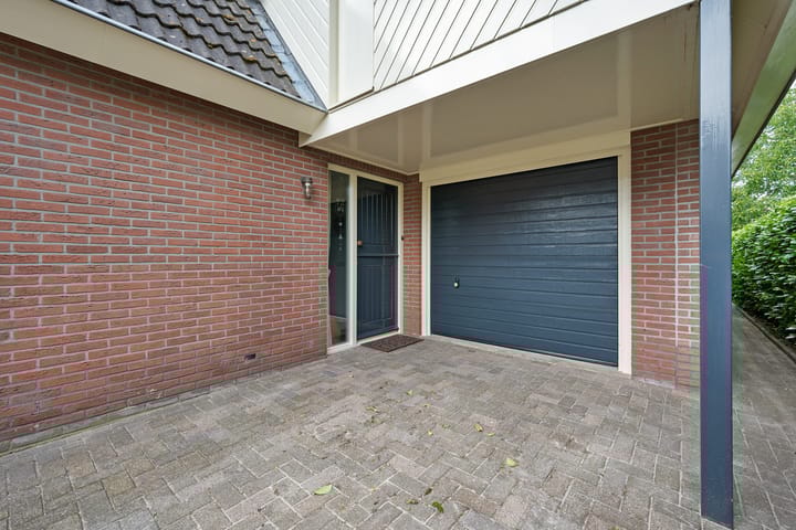 Photo 5 of Dorsstok 18