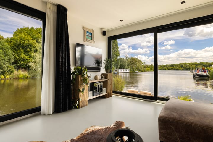 Foto 24 van Ringvaart-Nieuwemeerdijk 166