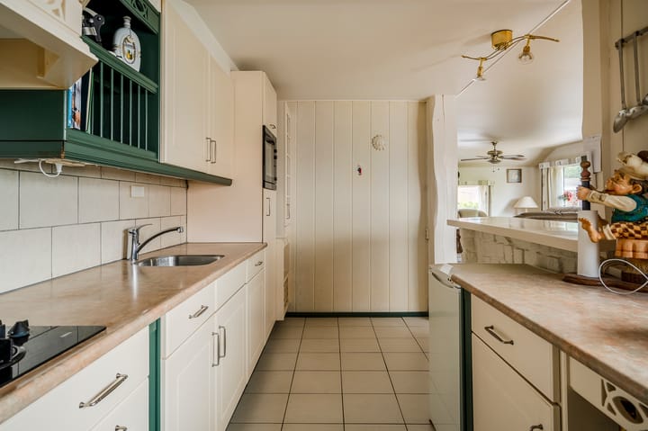 Photo 12 of Noortheystraat 6