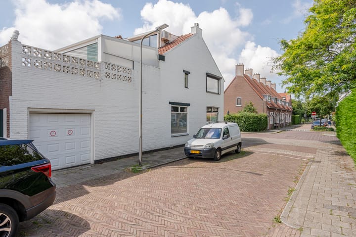 Photo 38 of Noortheystraat 6