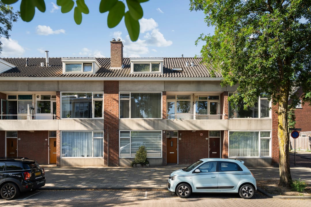 Foto 2 van Van Blommesteynweg 34