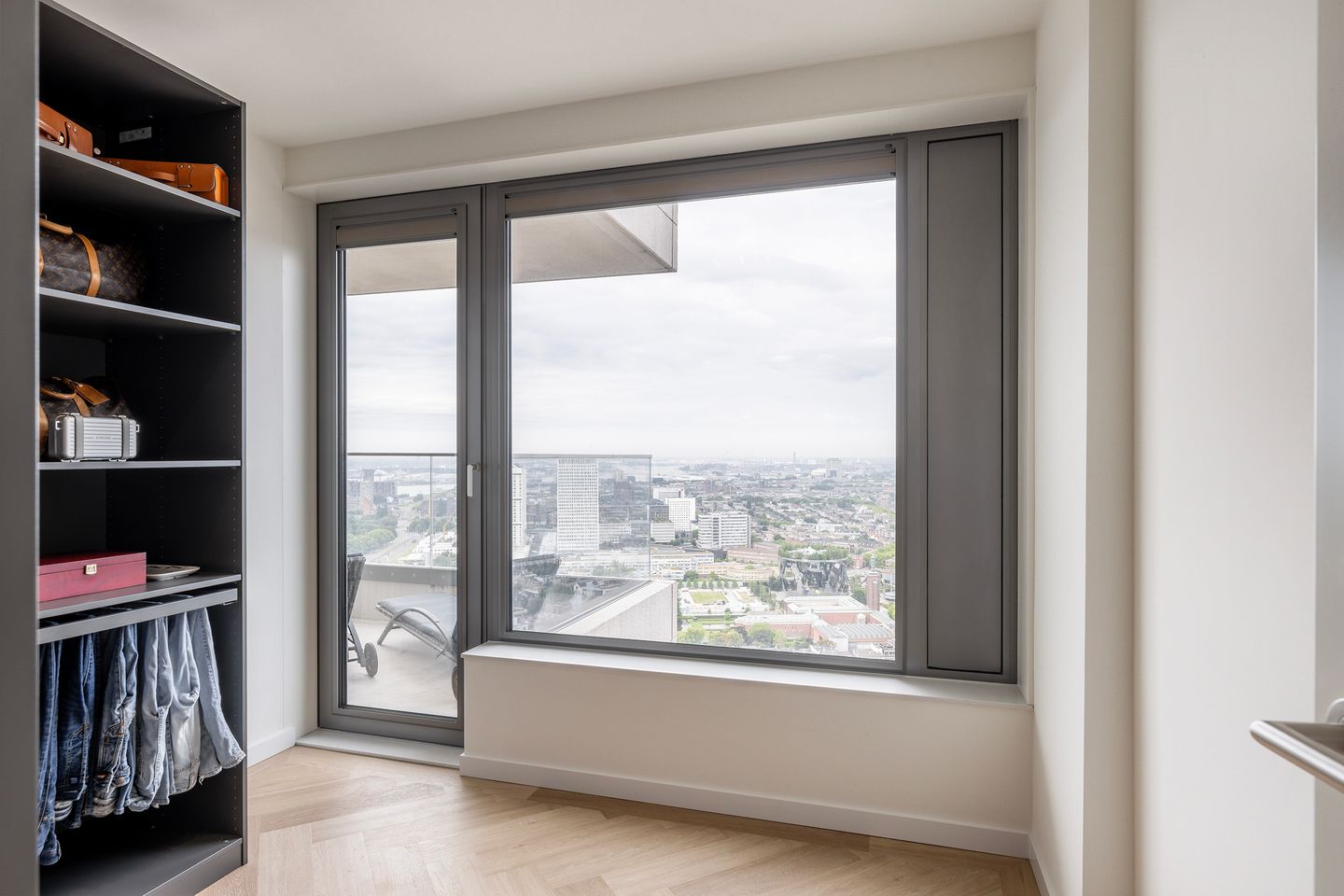 Photo 25 of Baan 60-V