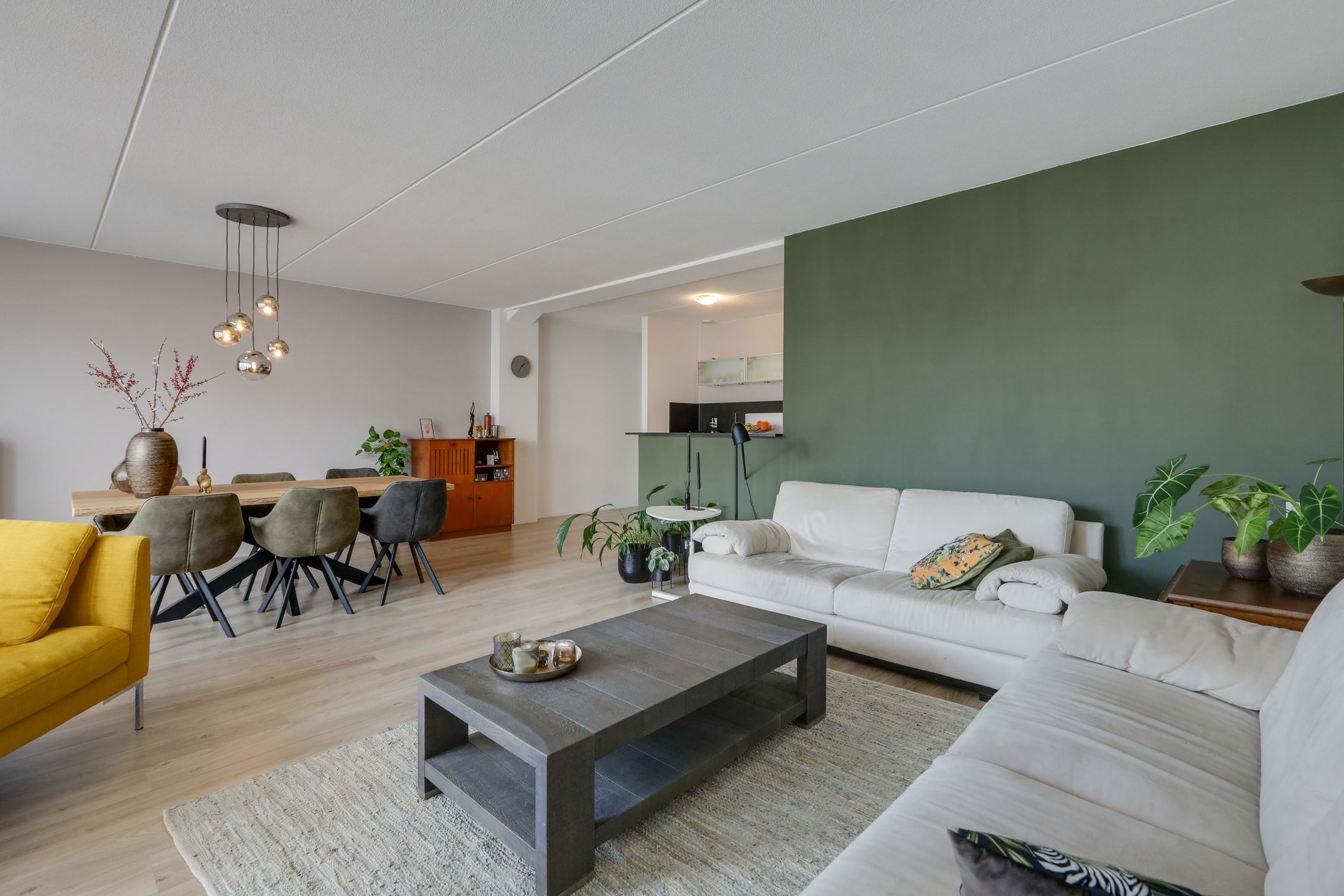 Photo 21 of Schoolstraat 11-A