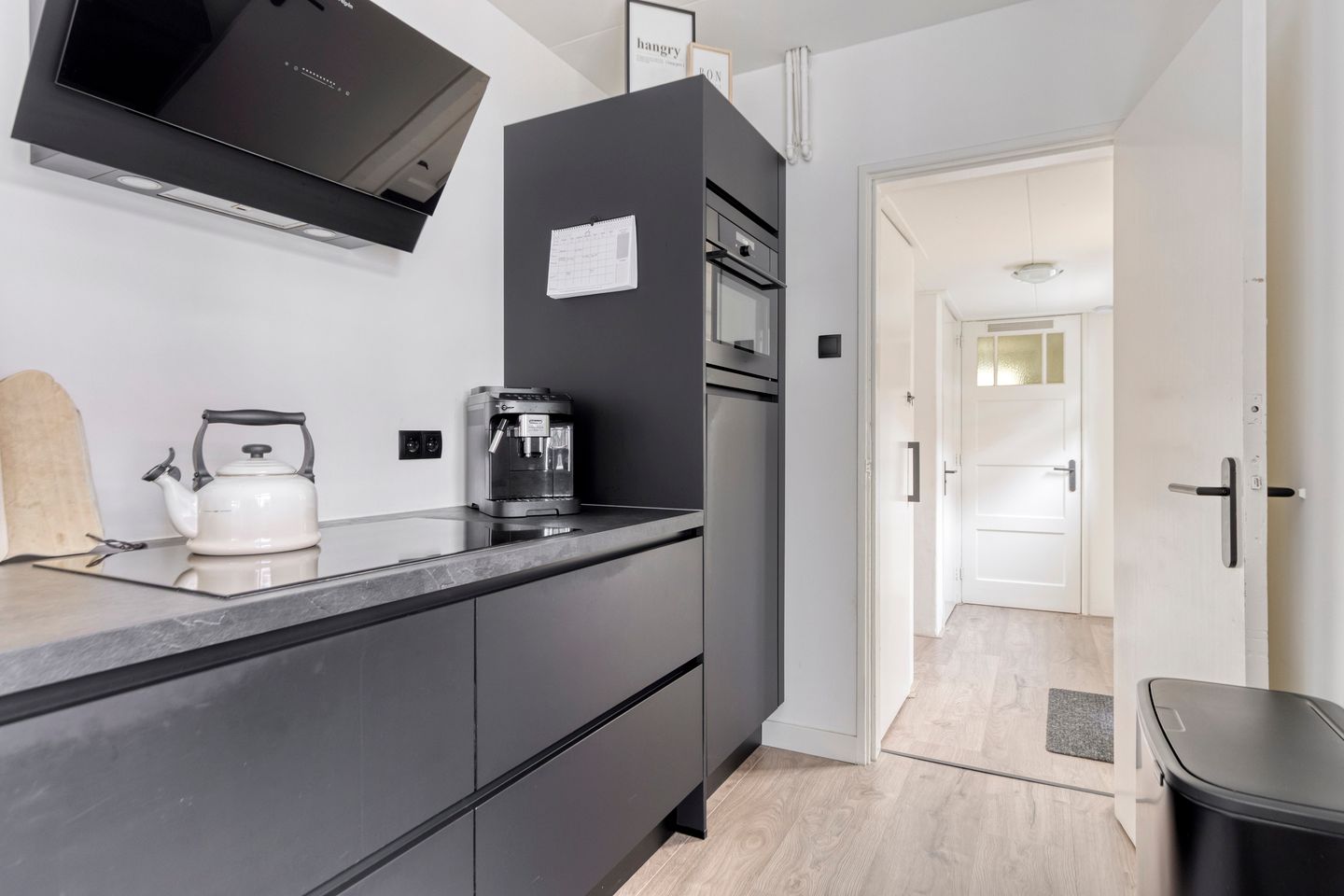 Photo 14 of Wassenberghstraat 29