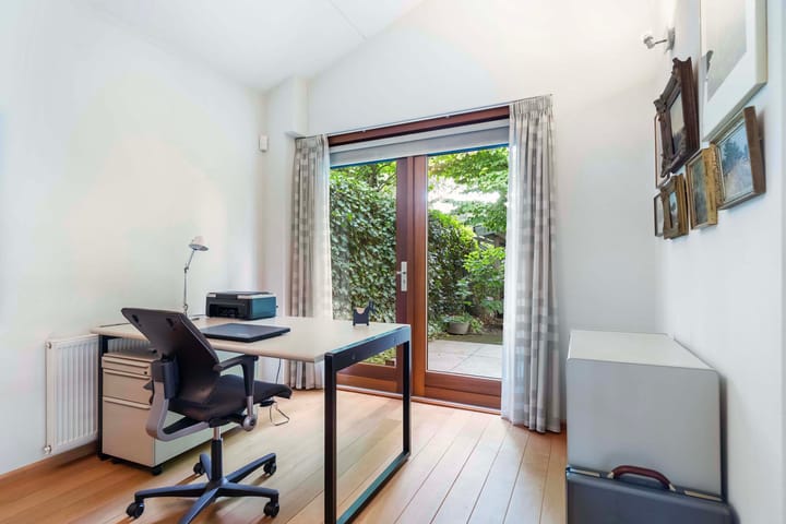 Photo 21 of Parkweg 3