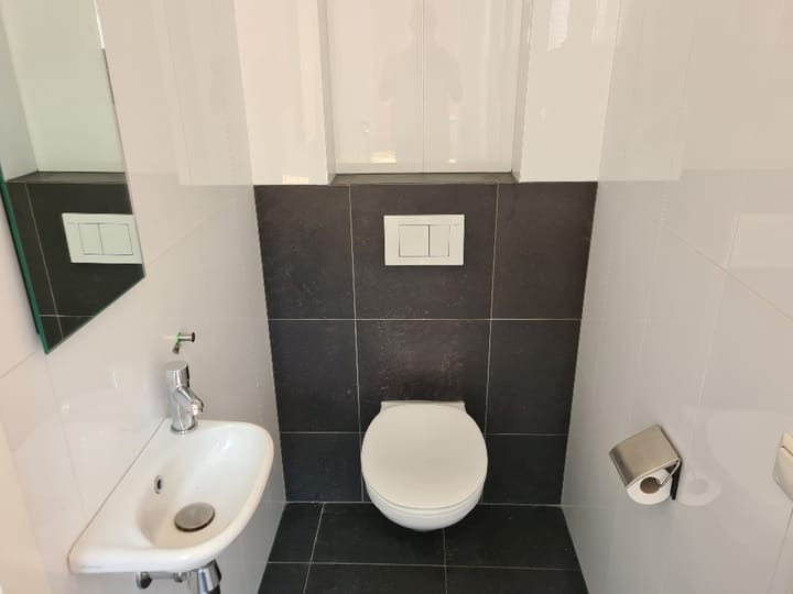 Foto 4 van Teeuwenweg 1-B