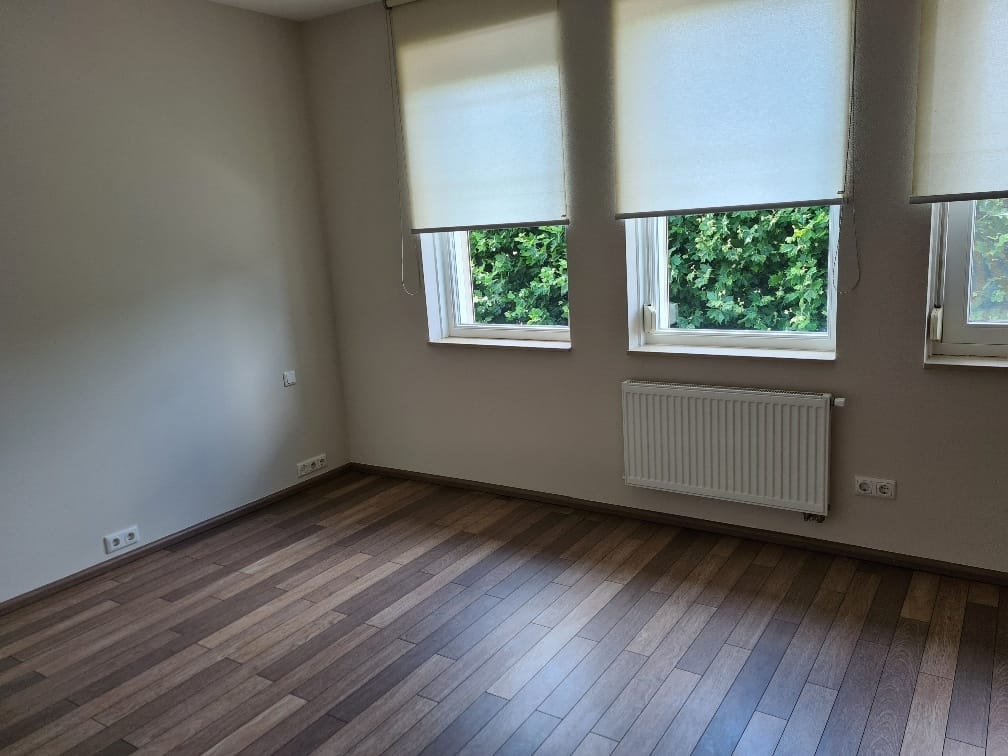 Photo 6 of Teeuwenweg 1-B