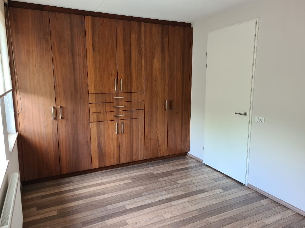 Photo 7 of Teeuwenweg 1-B