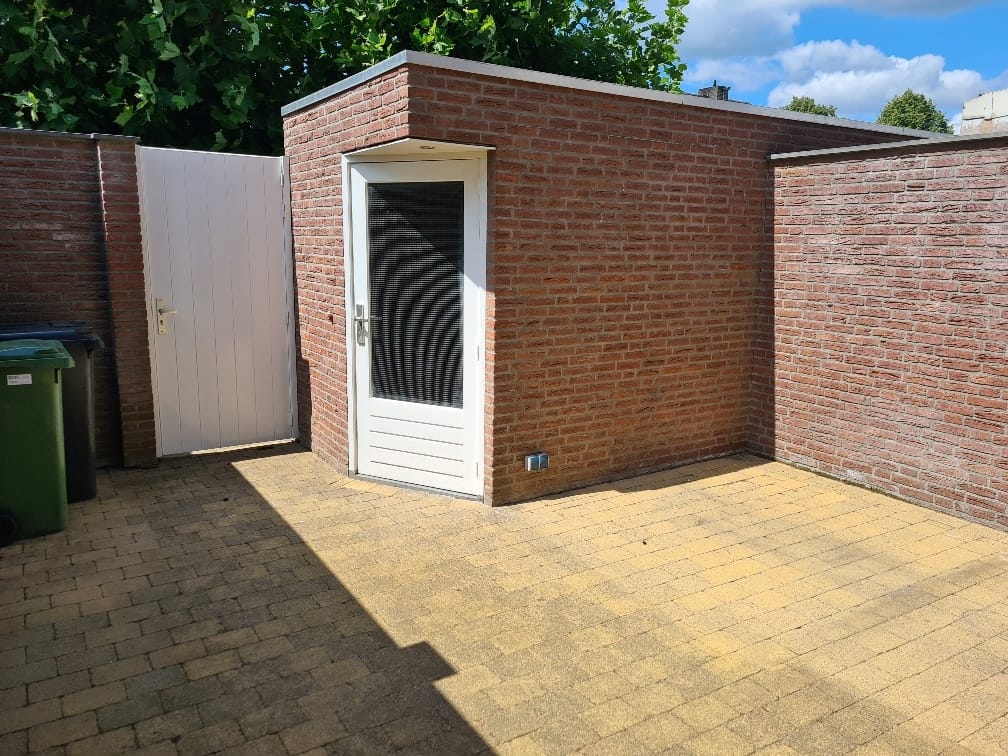 Photo 15 of Teeuwenweg 1-B