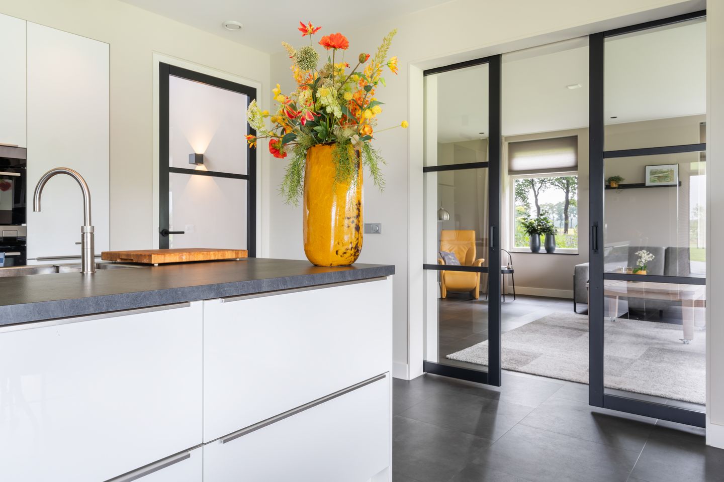 Foto 10 van Oranjekanaal Z.Z. 7-A