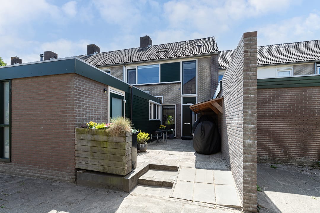Foto 1 van Domela Nieuwenhuisstraat 22