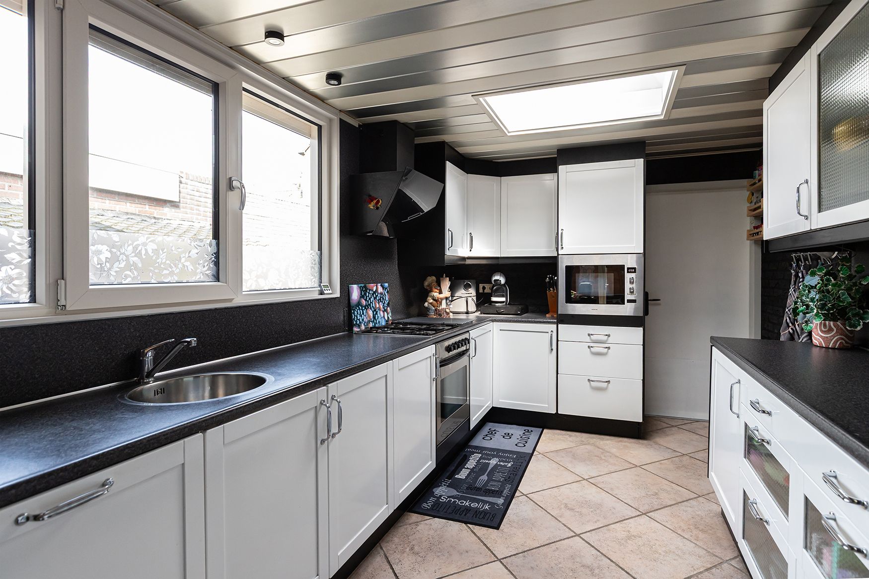 Foto 3 van Domela Nieuwenhuisstraat 22