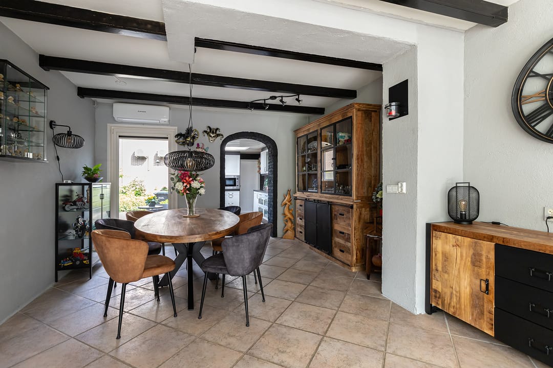 Foto 11 van Domela Nieuwenhuisstraat 22