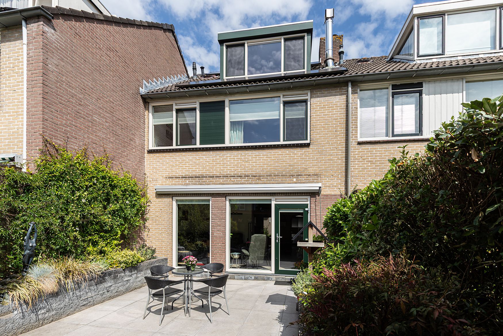 Foto 27 van Domela Nieuwenhuisstraat 22