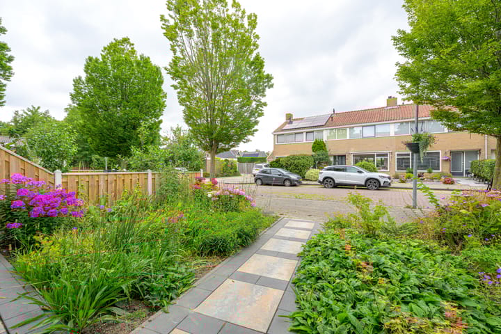 Foto 32 van Beukenlaan 35