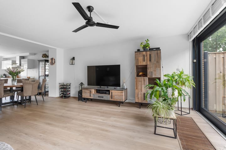 Foto 13 van Novemberstraat 45