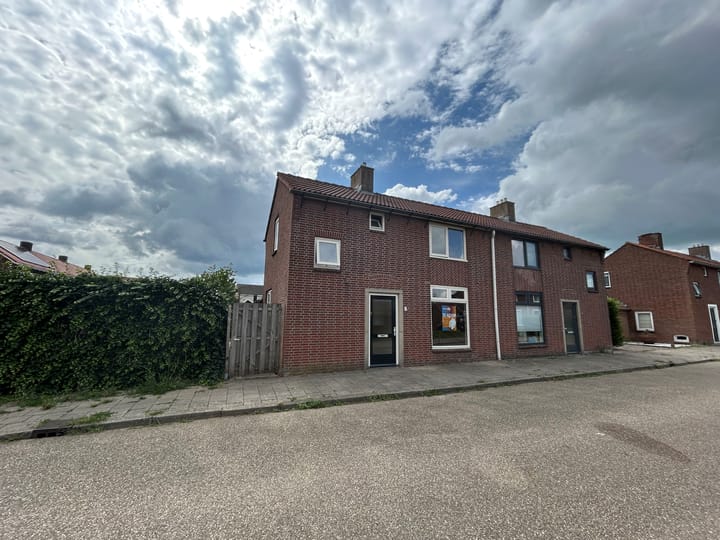 Foto 27 van Kastanjestraat 8