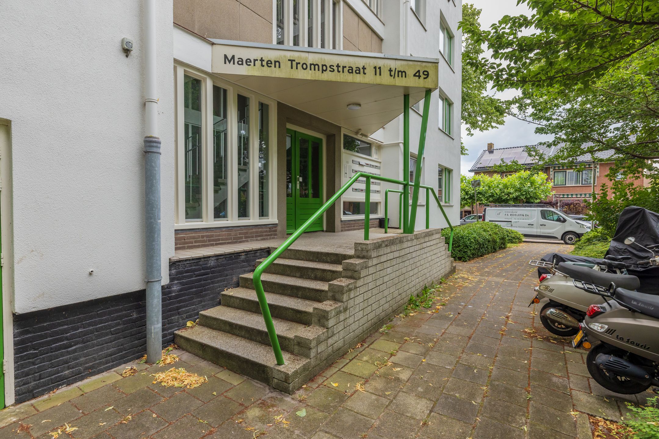 Foto 6 van Maerten Trompstraat 23