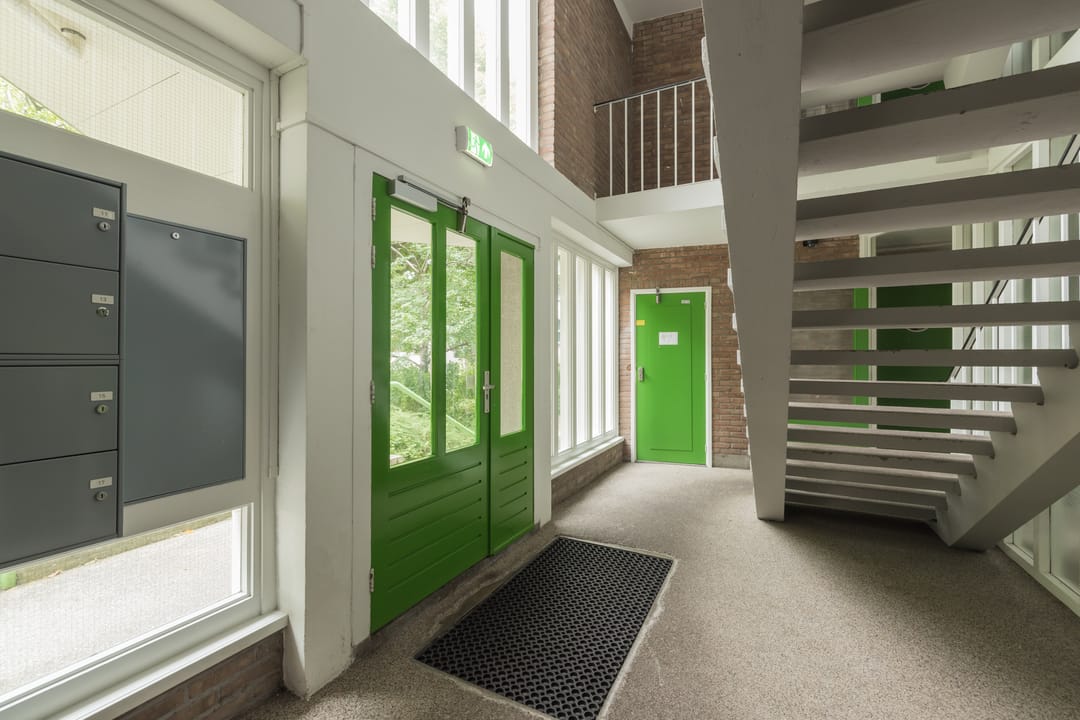 Foto 8 van Maerten Trompstraat 23