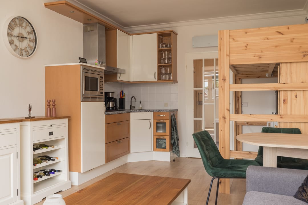 Foto 23 van Maerten Trompstraat 23