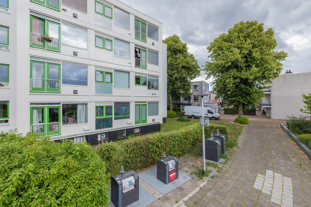 Foto 26 van Maerten Trompstraat 23