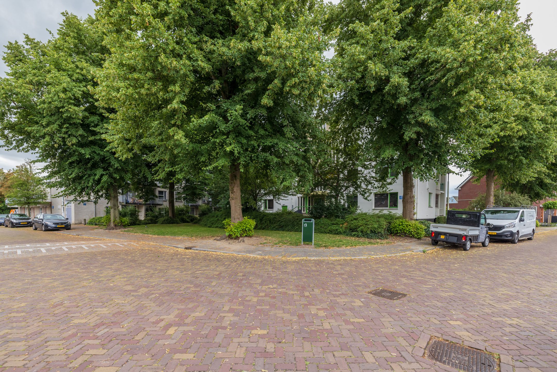 Foto 27 van Maerten Trompstraat 23