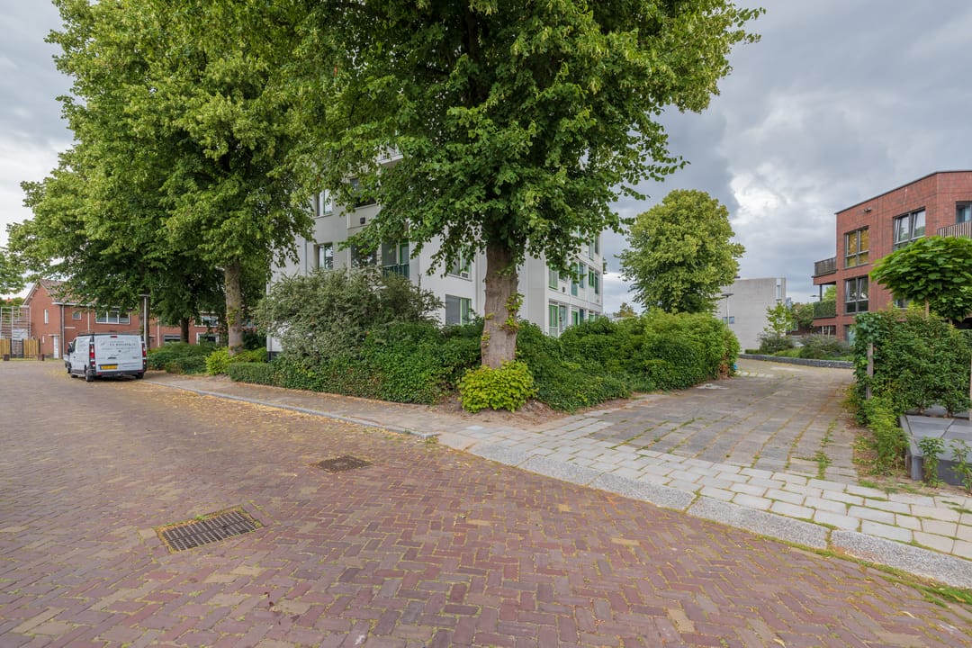 Foto 28 van Maerten Trompstraat 23