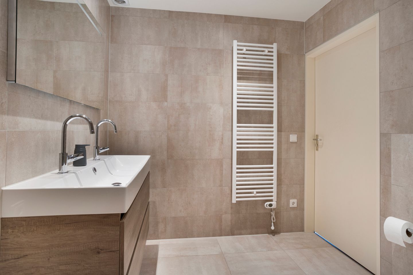 Foto 20 van Waalreseweg 65-A