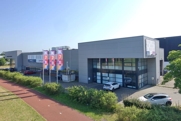 Auke Vleerstraat 145, Enschede