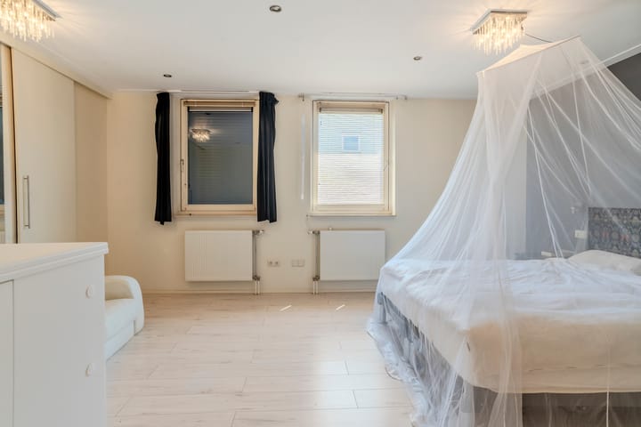 Foto 34 van van Glabbeekstraat 7