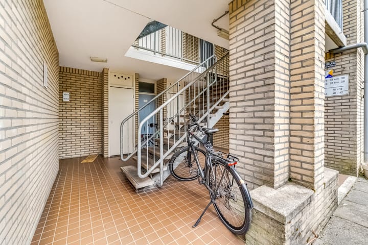 Foto 8 van Jungfrau 34