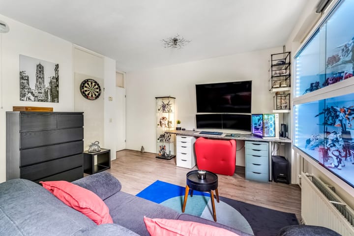 Foto 14 van Jungfrau 34